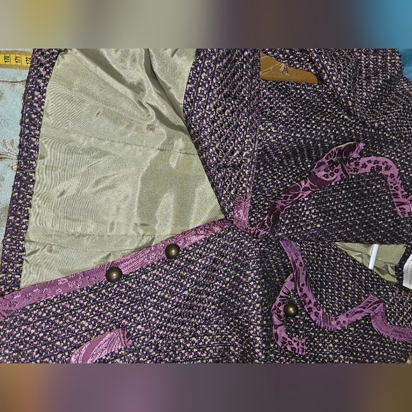 Women's Brown and Purple Tweed Blazer With Pink Satin Trim. Size Medium. - Picture 9 of 12